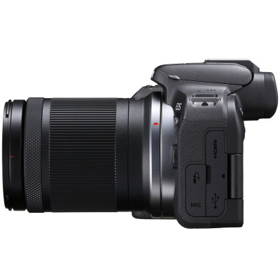 Canon EOS R10 (with RF-S 18-150mm F3.5-6.3 IS STM Lens) Canon EOS R10 (with RF-S 18-150mm F3.5-6.3 IS STM Lens)