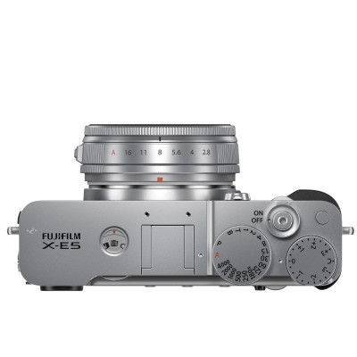 Fujifilm X-E5 (with XF23mm Lens Kit) - Silver